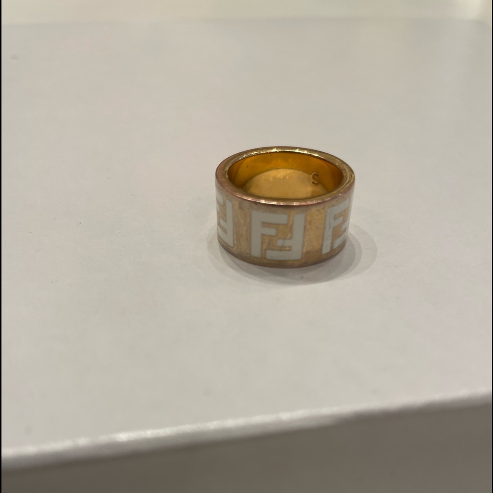 Fendi forever ring